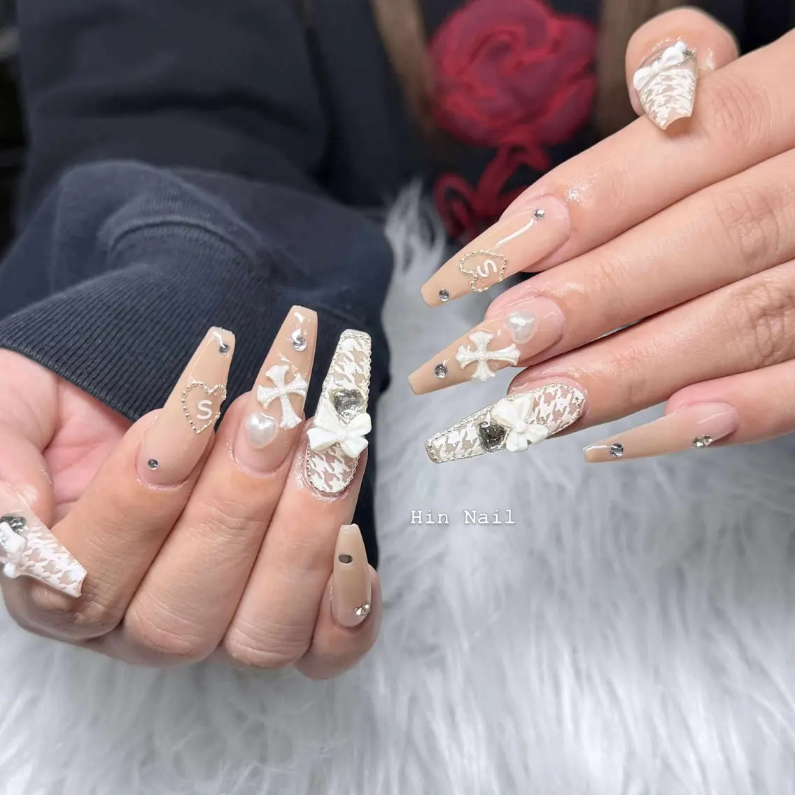 ネイル ハンドネイル HIN NAILのネイルデザイン