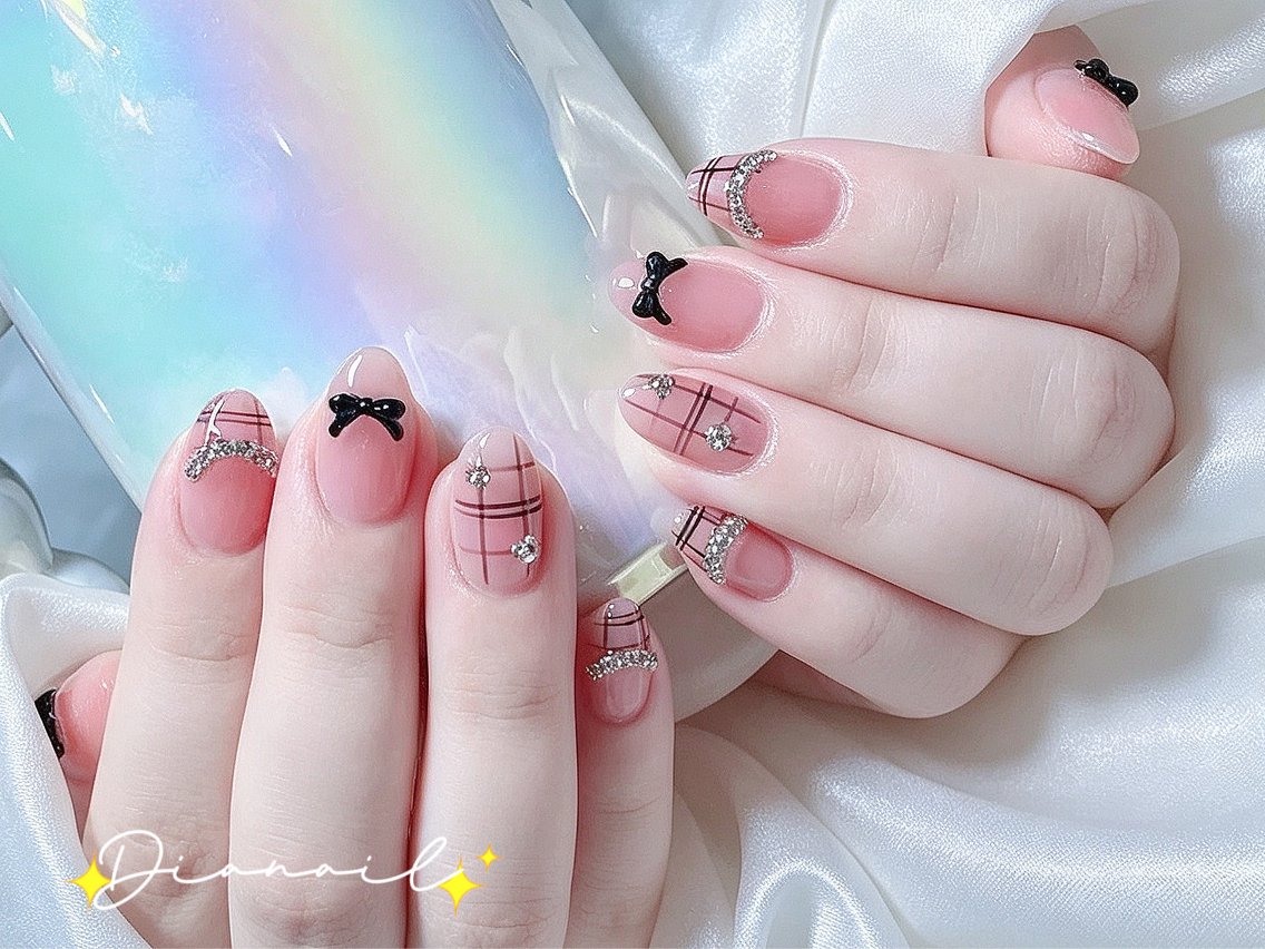 ネイル フットネイル 韓国ネイル レース マグネットネイル ニュアンスネイル ハンドネイル Dia nail サロンのネイルデザイン