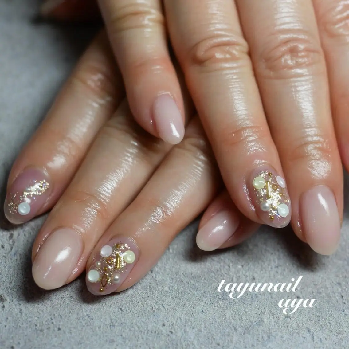 ネイル ブルー ジェルネイル キラキラネイル パラジェル 冬ネイル ネイルサロン 【たゆnail】のネイルデザイン