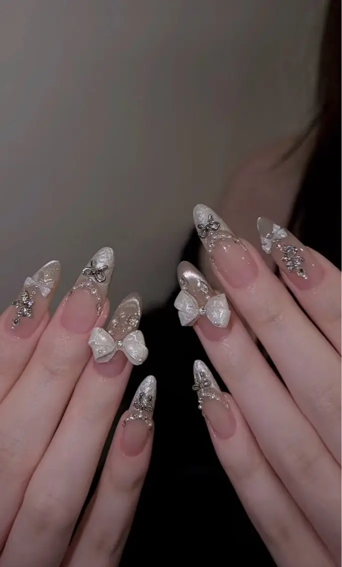 ネイル ハンドネイル WO MIAO💎のネイルデザイン