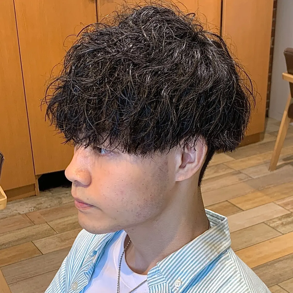 ショート パーマ メンズ カルマパーマ メンズ韓国風 メンズパーマ スペインカール 波巻きパーマ メンズパーマ&メンズ 縮毛矯正/平野/渋谷のヘアスタイル