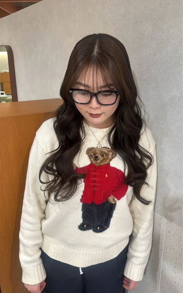 ロング カラー ベージュカラー ブリーチ 透明感カラー ダブルカラー ブリーチなしカラー カット ヘアカラー Jr.スタイリスト/ ミニモ価格/MANAのヘアスタイル