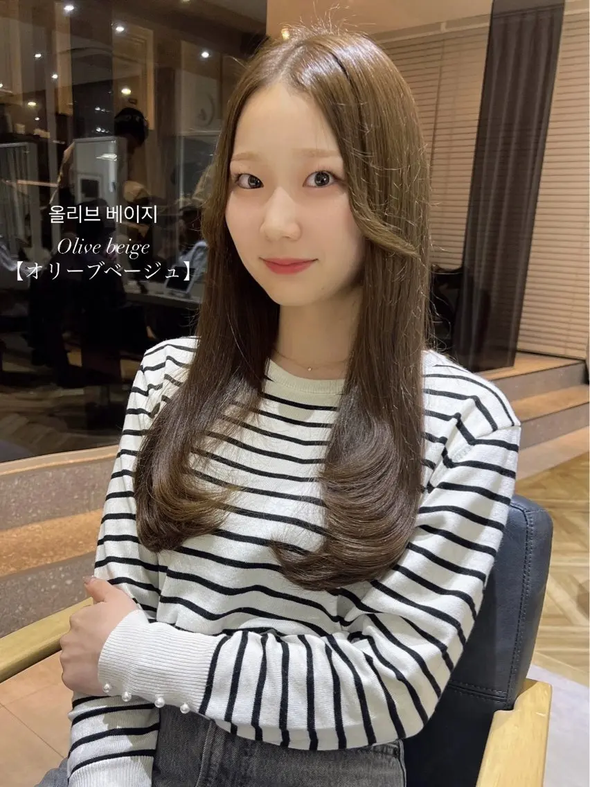 ロング カラー ベージュカラー グレージュ インナーカラー ミルクティーベージュ 顔まわりレイヤー カット ヘアカラー トリートメント 韓国🇰🇷レイヤー 映える顔周り🩷のヘアスタイル
