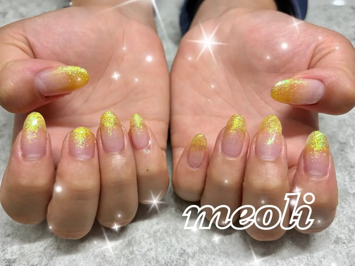 ネイル グラデーション キラキラネイル ラメ(グリッター) 黄色 ハンドネイル nail salon meoli　アヤのネイルデザイン