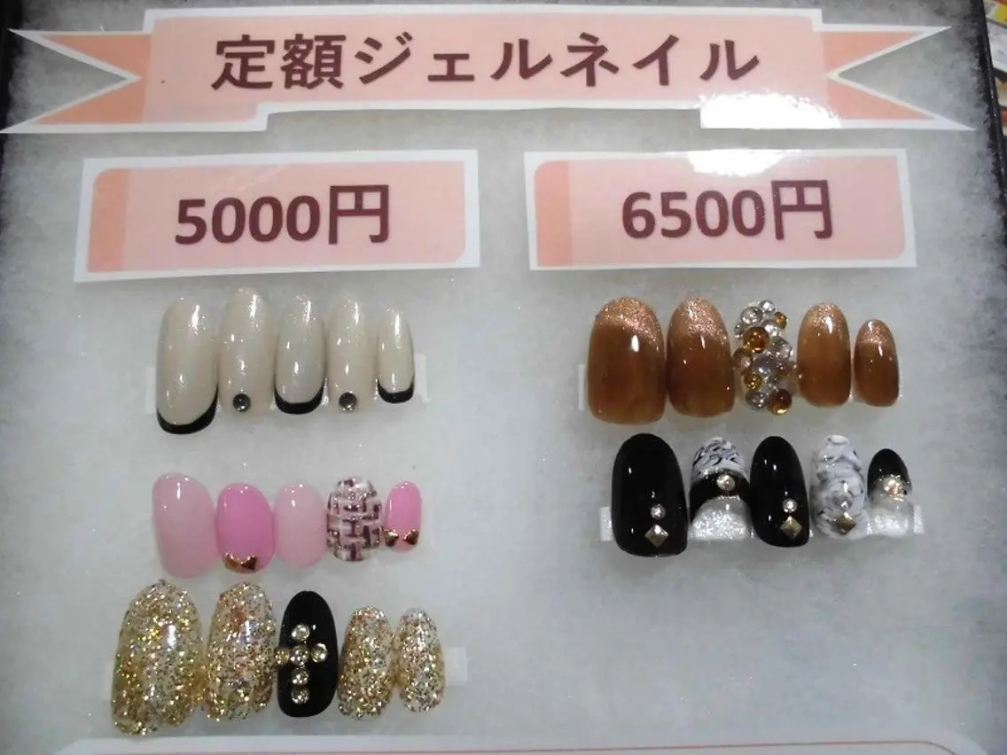 ネイル ジェルネイル ハンドネイル ネイルサロン Cureのネイルデザイン