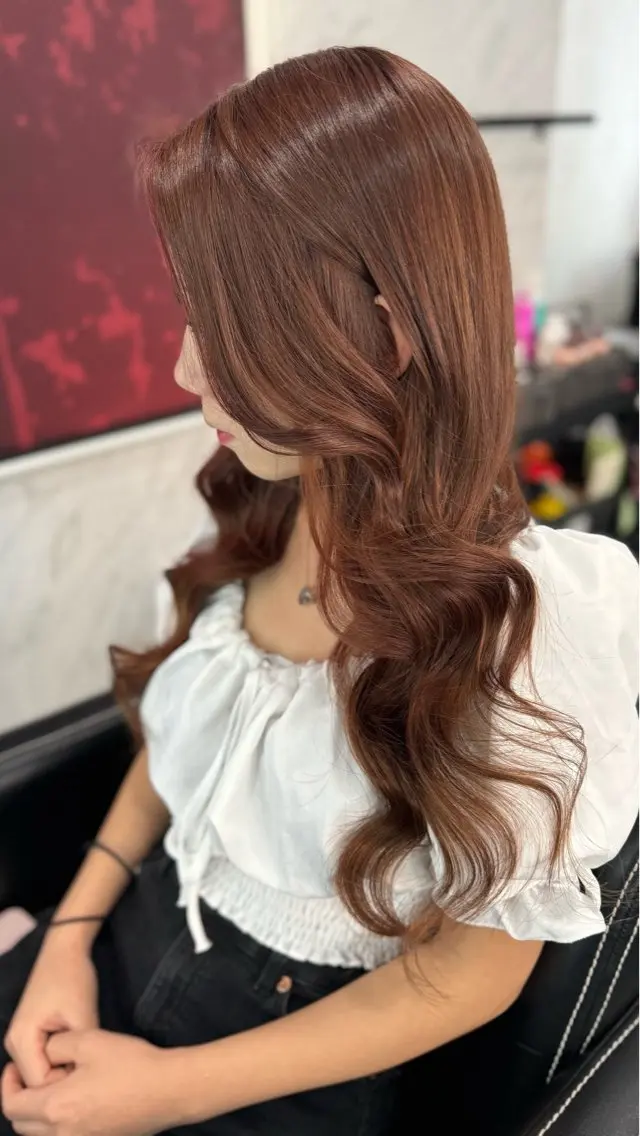 ロング ヘアカラー エクステ stylist Momoのヘアスタイル