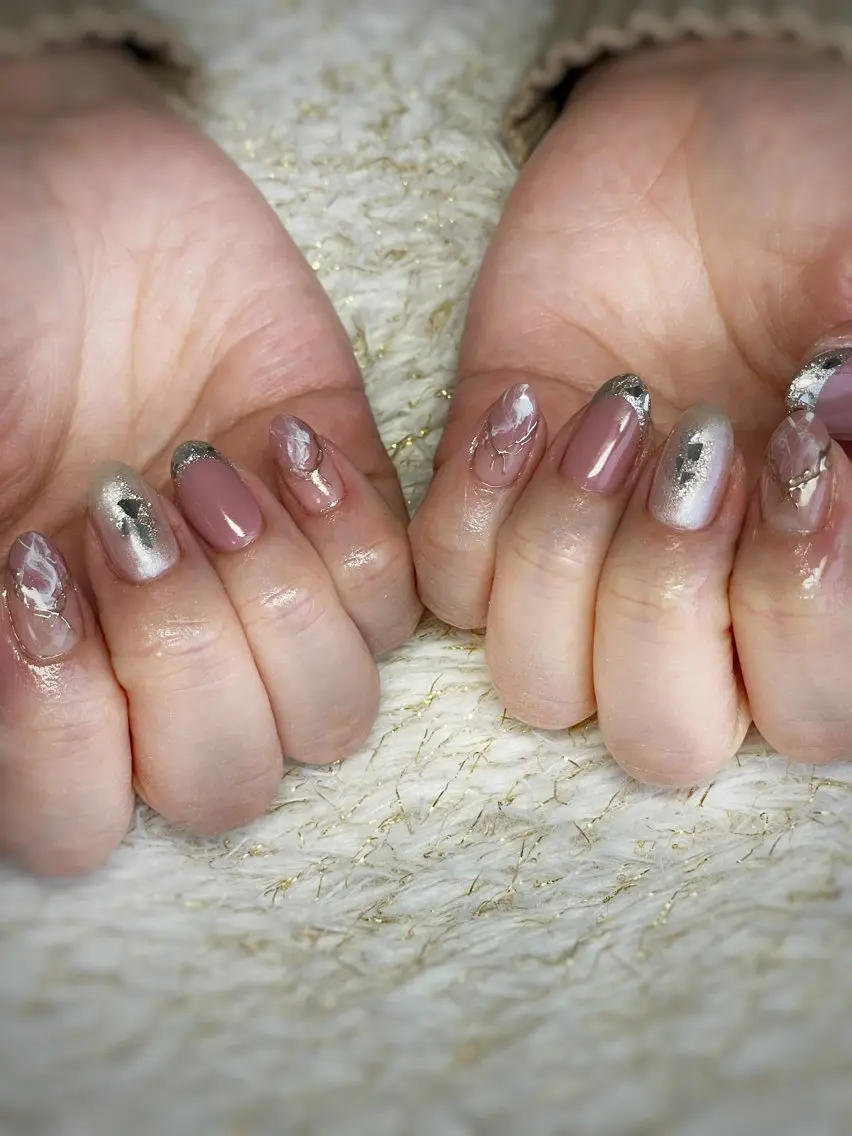 ネイル フレンチネイル ガラスフレンチ ニュアンスネイル ハンドネイル nail ayacaのネイルデザイン