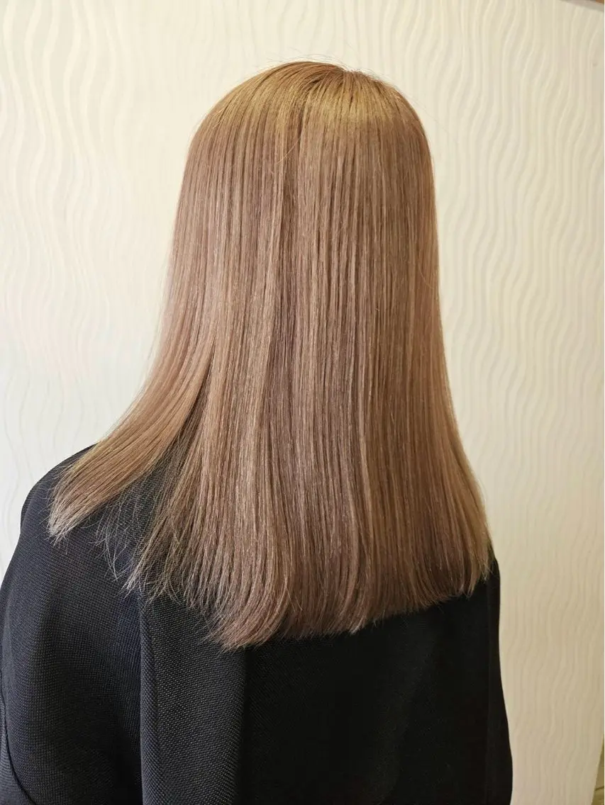 ミディアム カラー ブリーチ ヘアカラー 西院LOOP sayakaのヘアスタイル