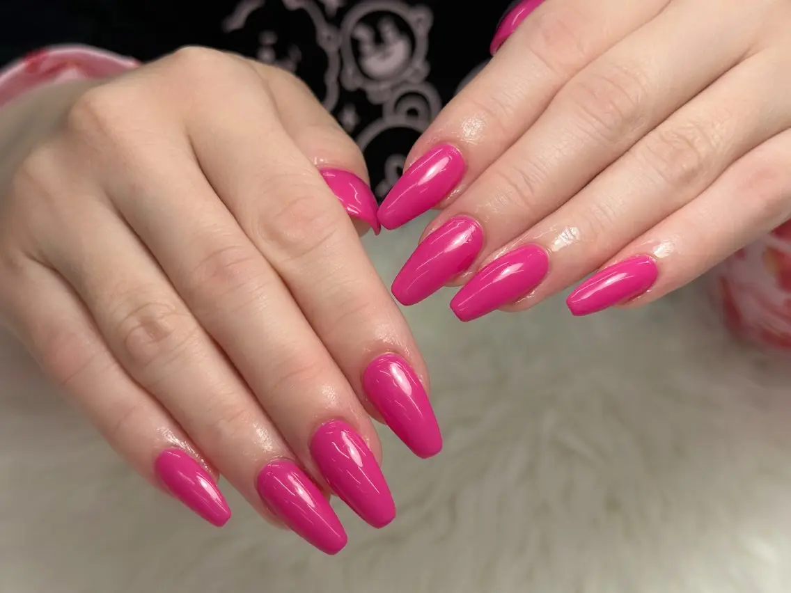 ネイル AURA NAIL 上前津のネイルデザイン