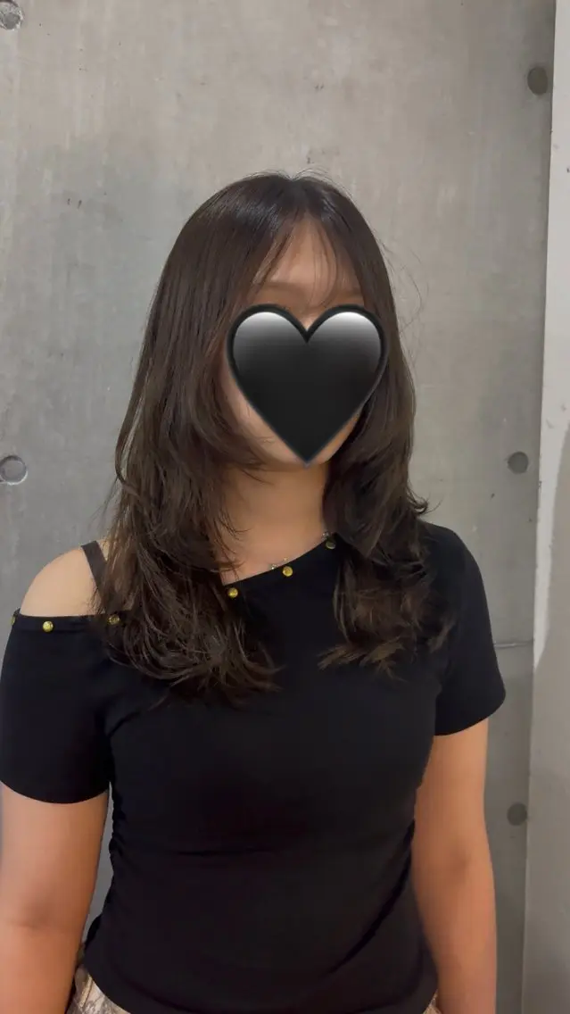 ロング レイヤーカット カット Reira Naruseのヘアスタイル