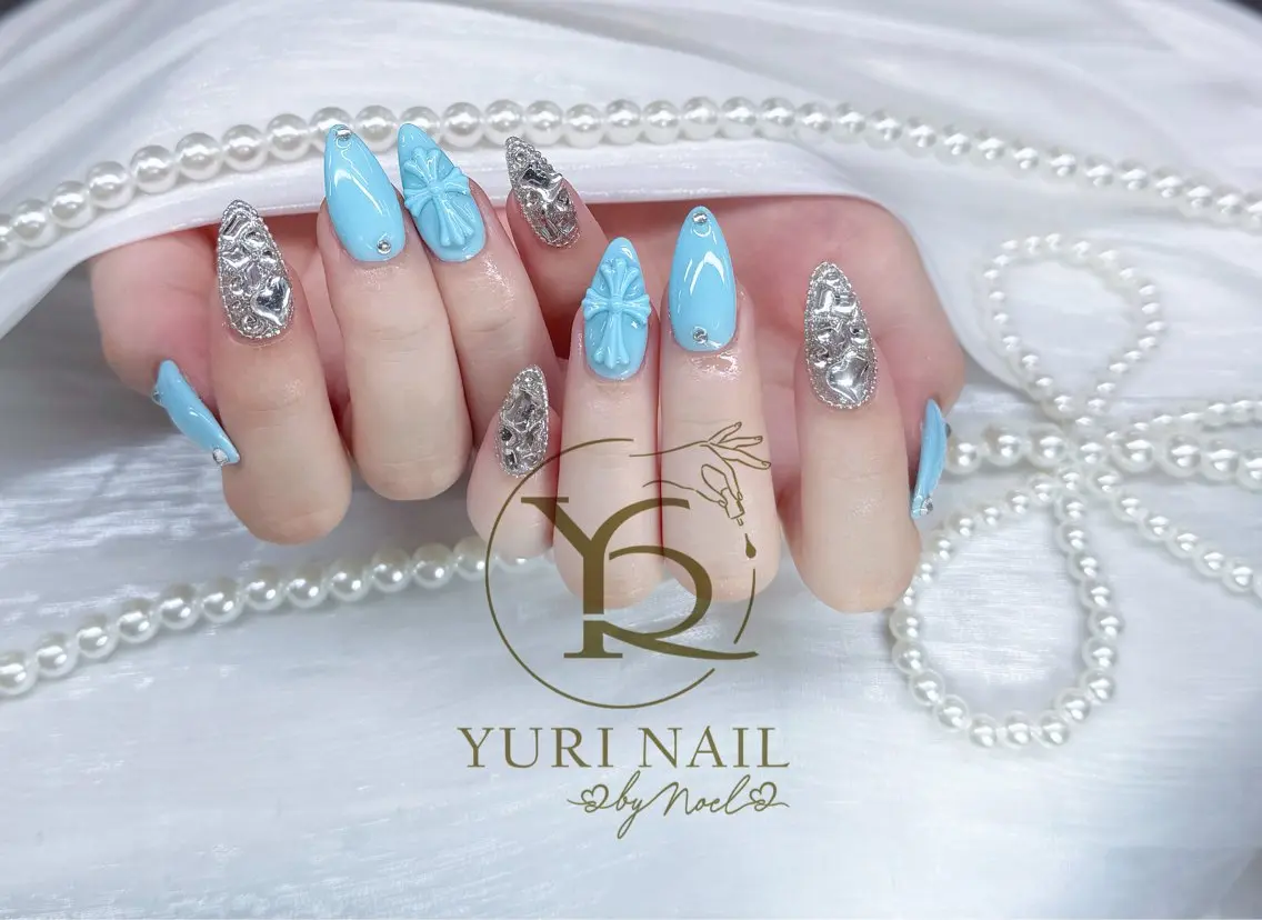 ネイル ハンドネイル フットネイル ハンドケア YURI Nail NARITAのネイルデザイン