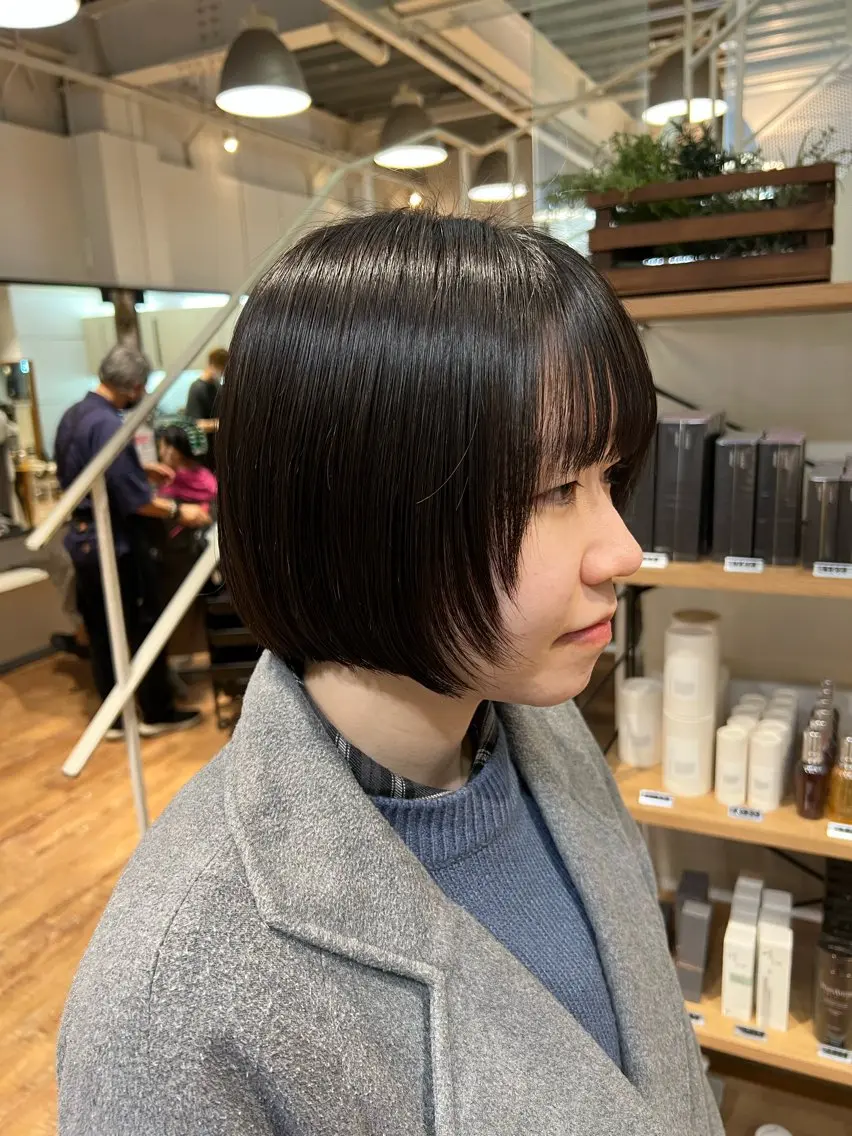 ミディアム ボブレイヤー ボブ レイヤーカット インナーカラー♡ Nanakoのヘアスタイル