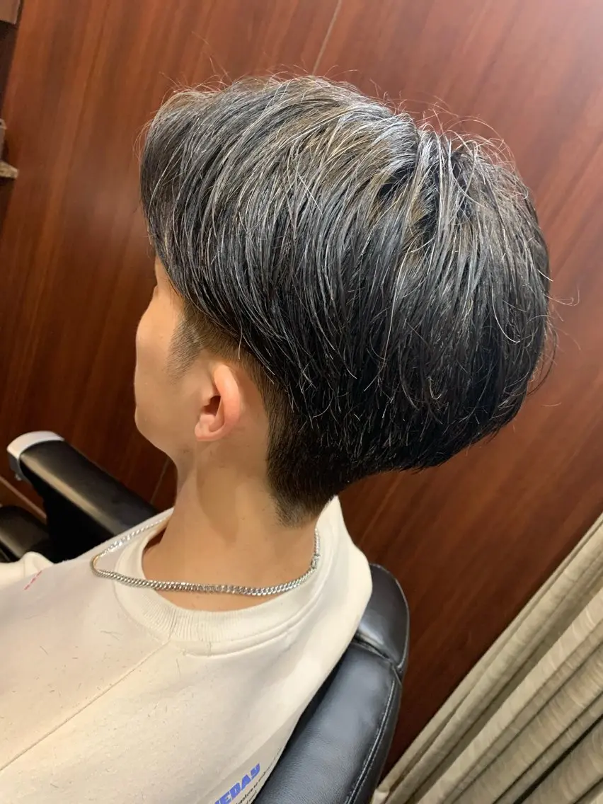 ミディアム ヘアアレンジ 羽木 隆徒のヘアスタイル