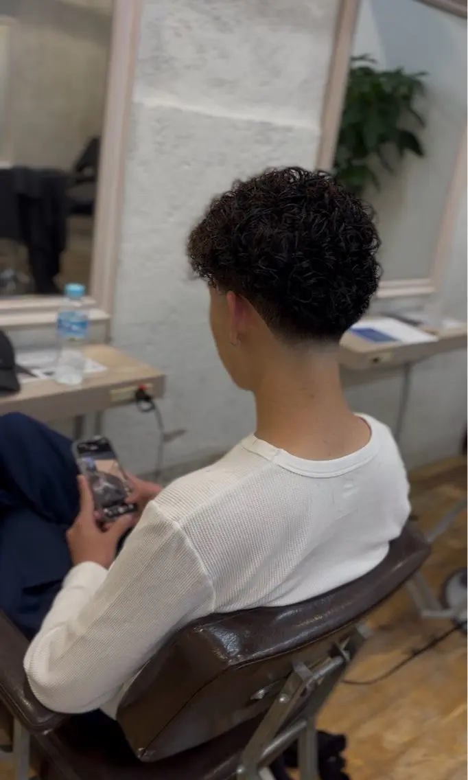 メンズ フェードカット tidehair 叶汰のヘアスタイル