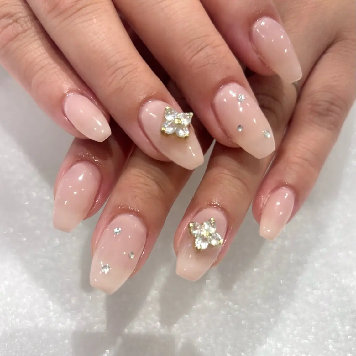 《オフ有り》ご新規様オフ無料!ワンカラーorラメグラ💅🩷パラジェル使用!(再来オフ代別途)の写真