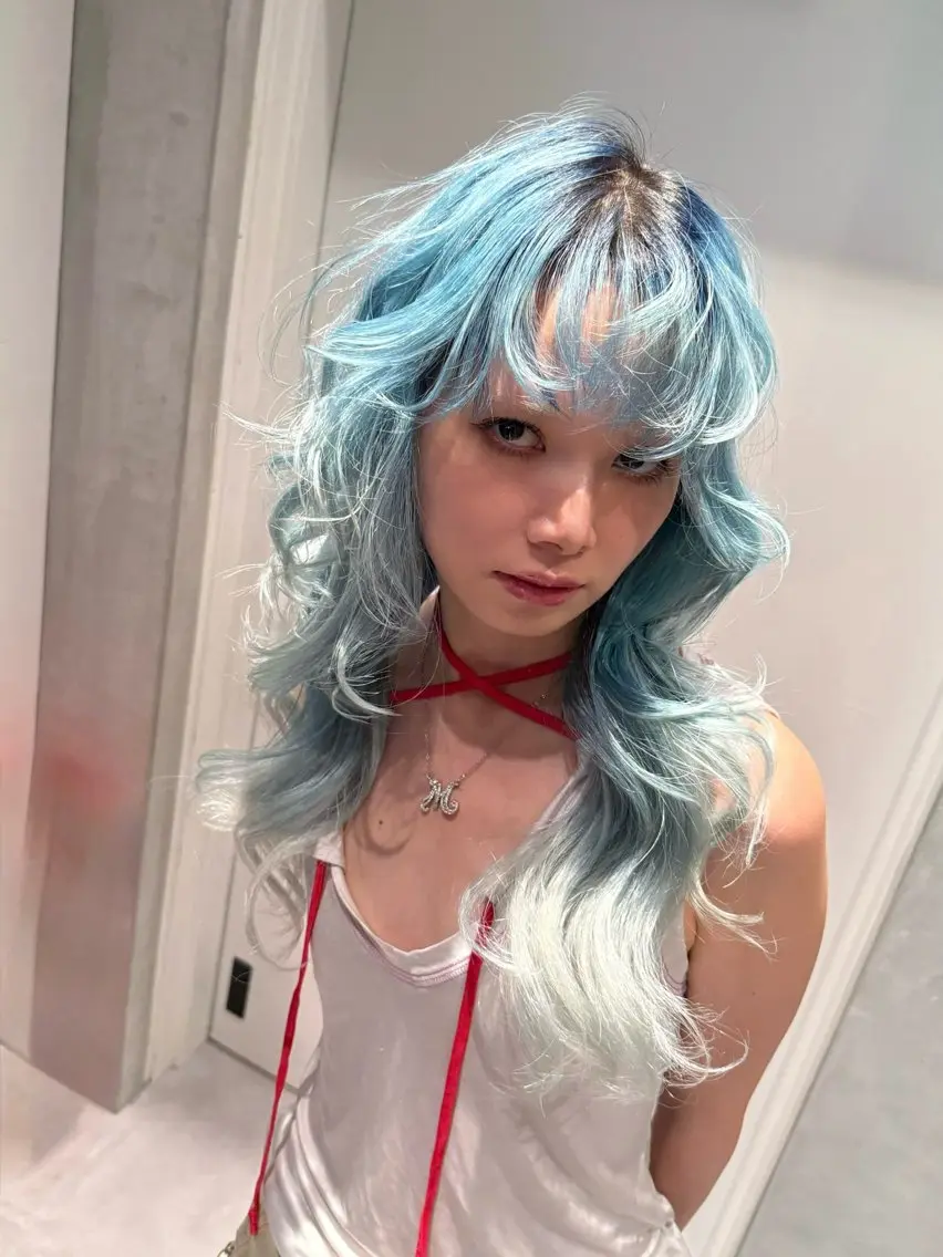 ロング カラー ブリーチ ダブルカラー ハイトーンカラー イルミナカラー ブリーチなしカラー ヘアカラー トリートメント 表参道/透明感カラー 韓国ヘア長田雄希のヘアスタイル