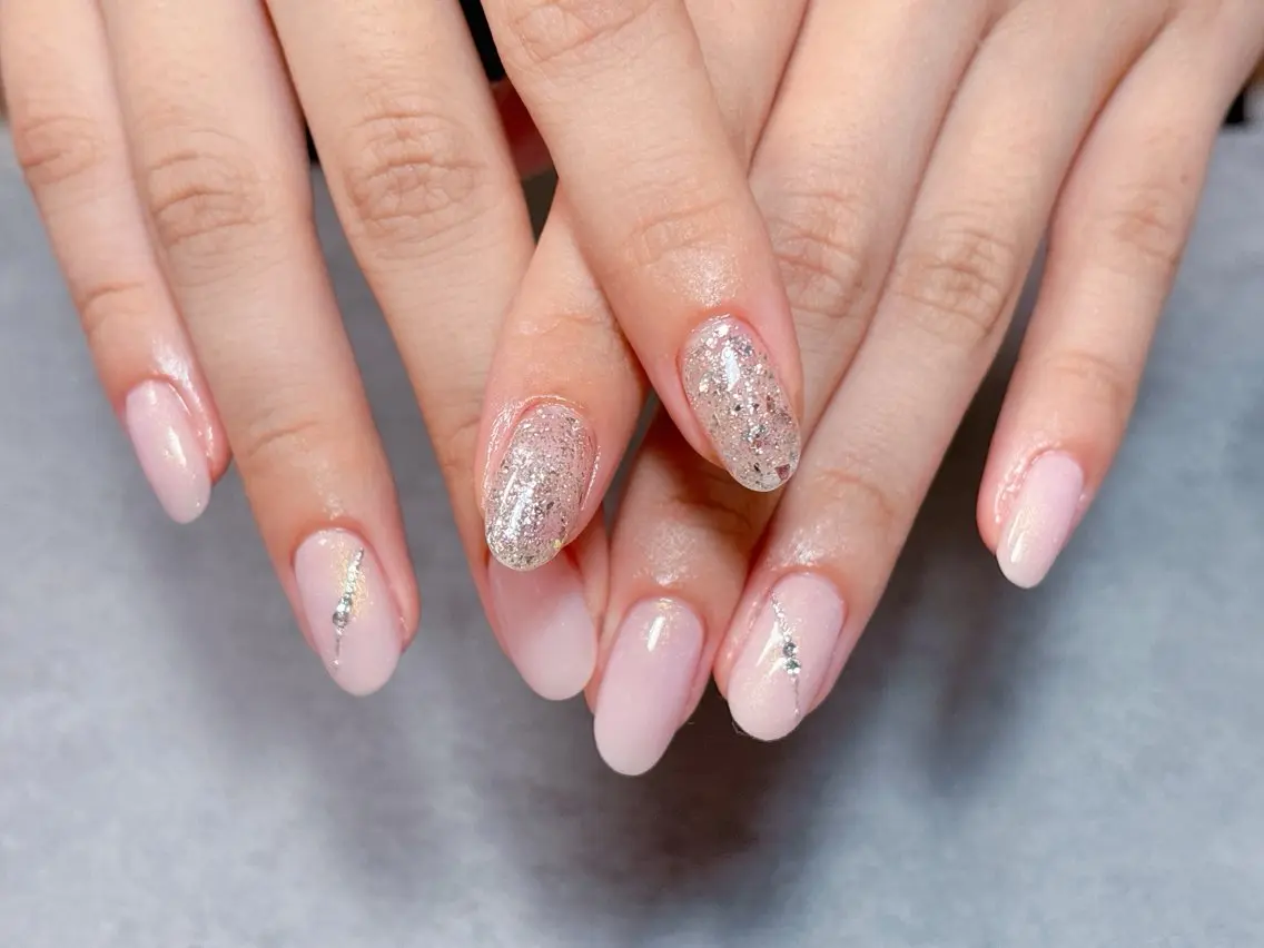 ネイル アートネイル オーロラネイル チークネイル フラッシュネイル フットネイル ハンドネイル ハンドケア 💫ゆか_ Nailartistのネイルデザイン