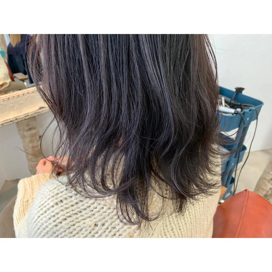 セミロング カラー fio マナミのヘアスタイル