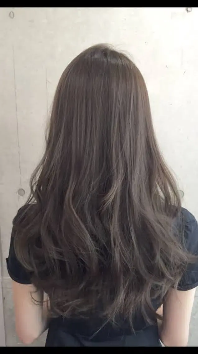 ロング カラー ヘアカラー トリートメント 髙橋碧 透明感カラー / fifthパーマのヘアスタイル