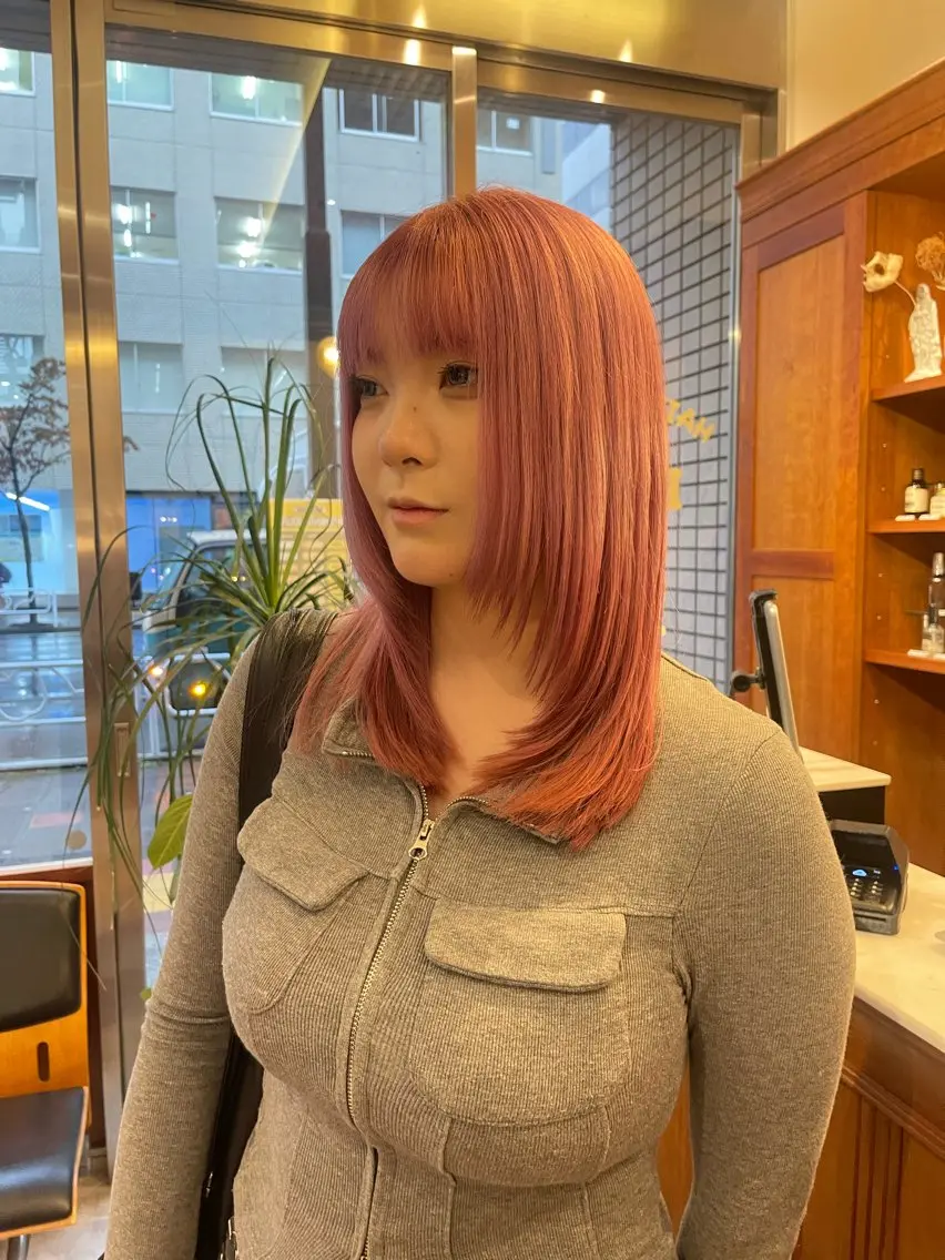 カラー ハイトーンカラー ヘアカラー SASAnagano 岩下サードゥのヘアスタイル