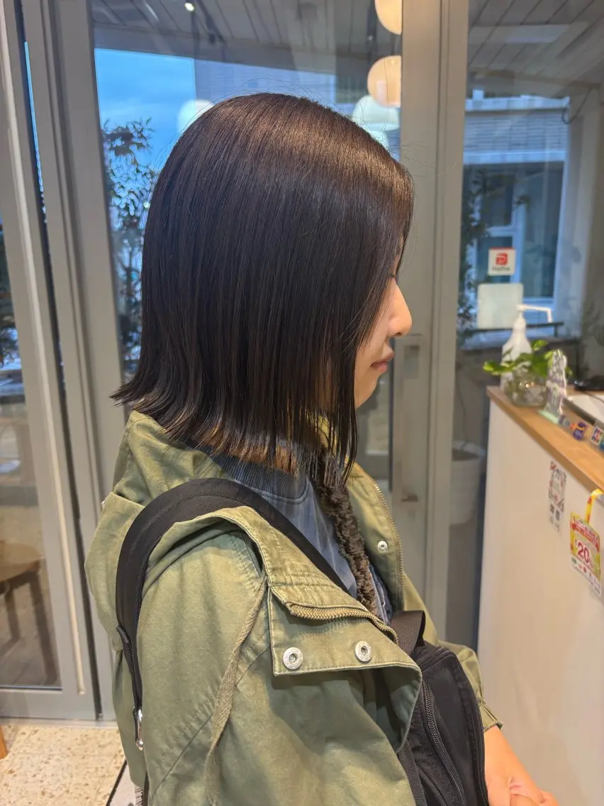 ミディアム カット 縮毛矯正 フローレン KANAKOのヘアスタイル