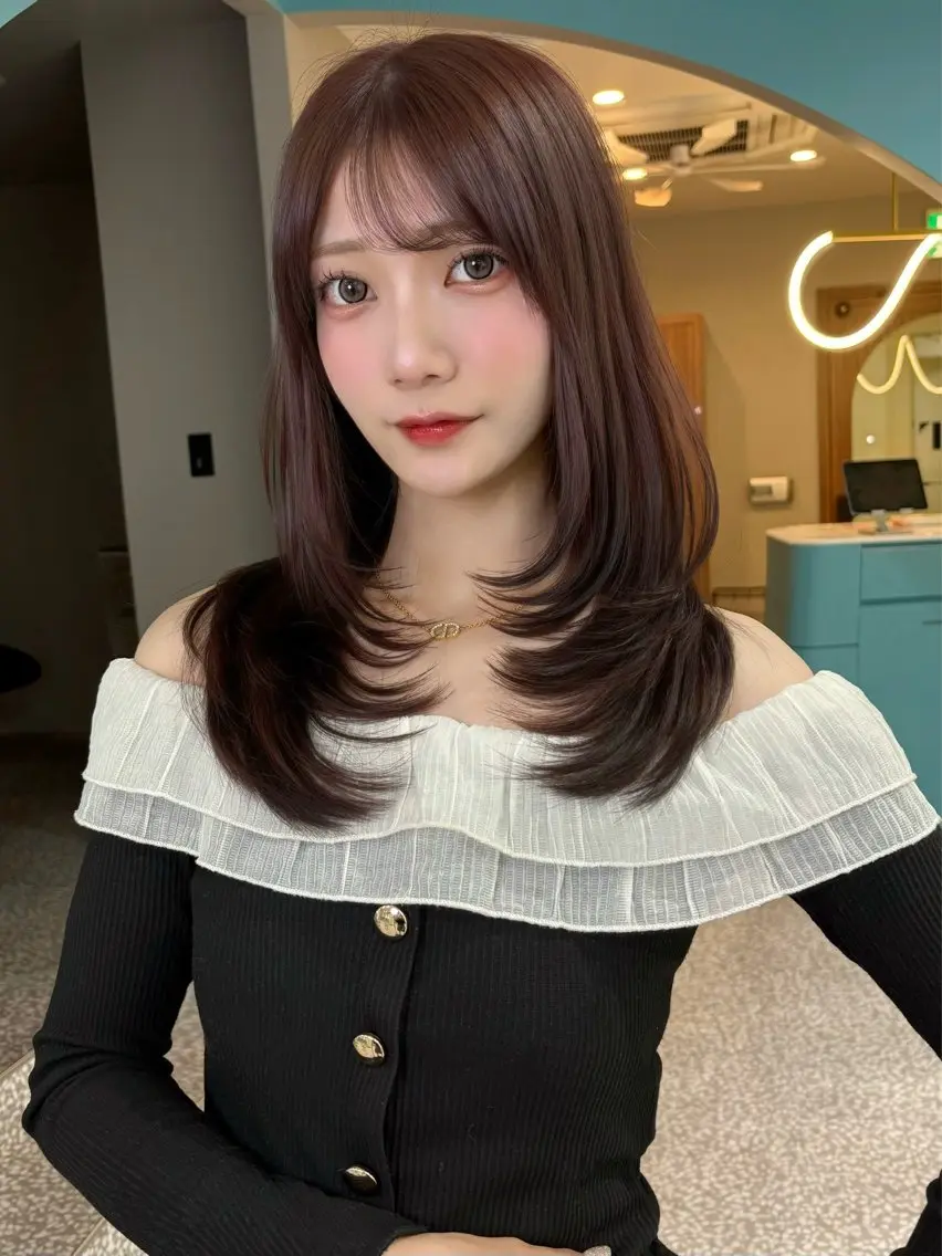 ロング カラー ベージュカラー ブリーチ ブラウンカラー 透明感カラー グレージュ カット ヘアカラー トリートメント 透明感カラー Nau🎀のヘアスタイル