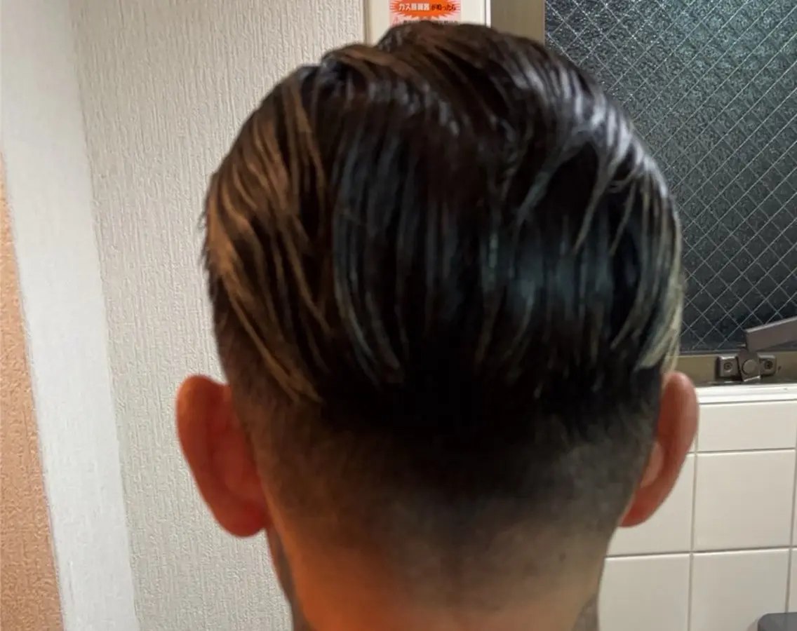 ショート メンズ フェードカット ツーブロック 今崎 智子のヘアスタイル