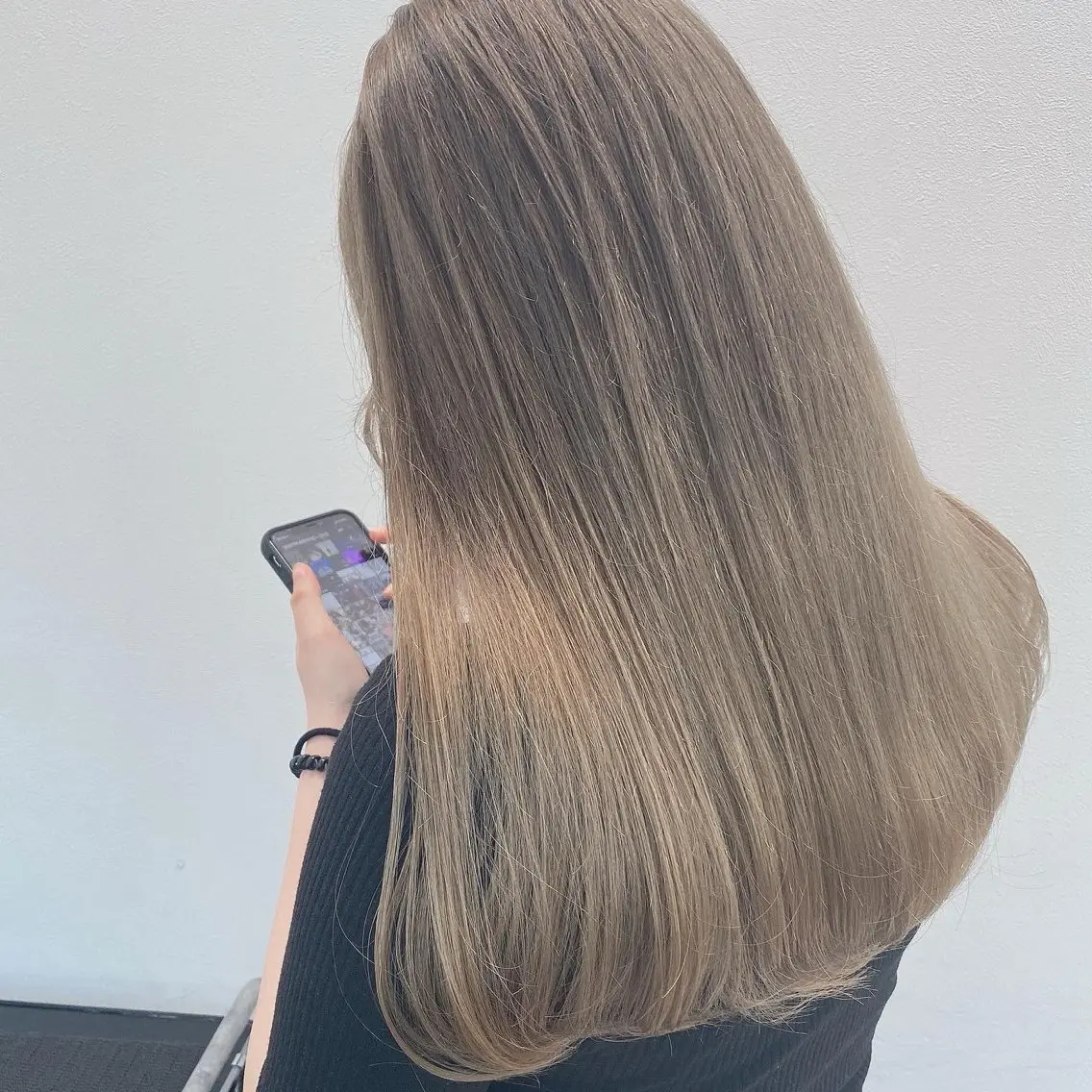 ロング カラー ヘアカラー ヘッドスパ ヘアセット 韓国艶カラー🇰🇷 DISCO💙のヘアスタイル