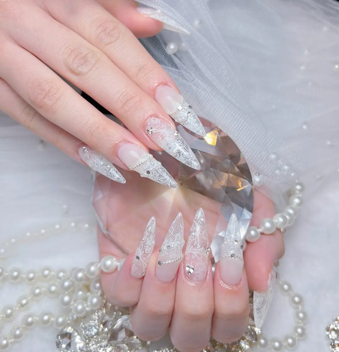 ネイル アートネイル オーロラネイル チークネイル 長さ出し フットネイル Miya _nailのネイルデザイン