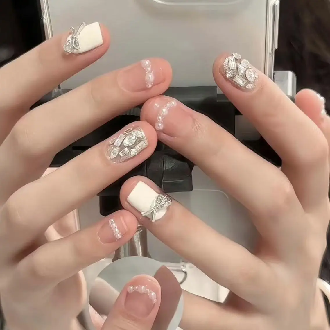 ネイル ハンドネイル エリ🫧 nail池袋東口のネイルデザイン