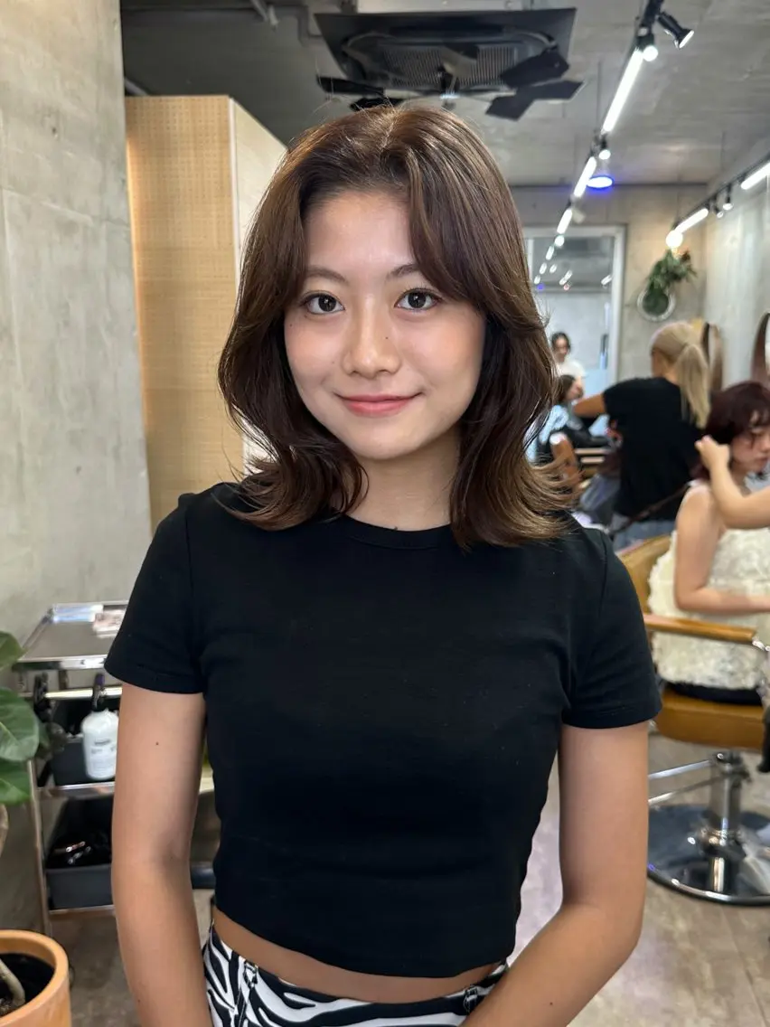 ミディアム カラー ベージュカラー カット ヘアカラー トリートメント カットモデル募集中 ／HARUKA🎀のヘアスタイル