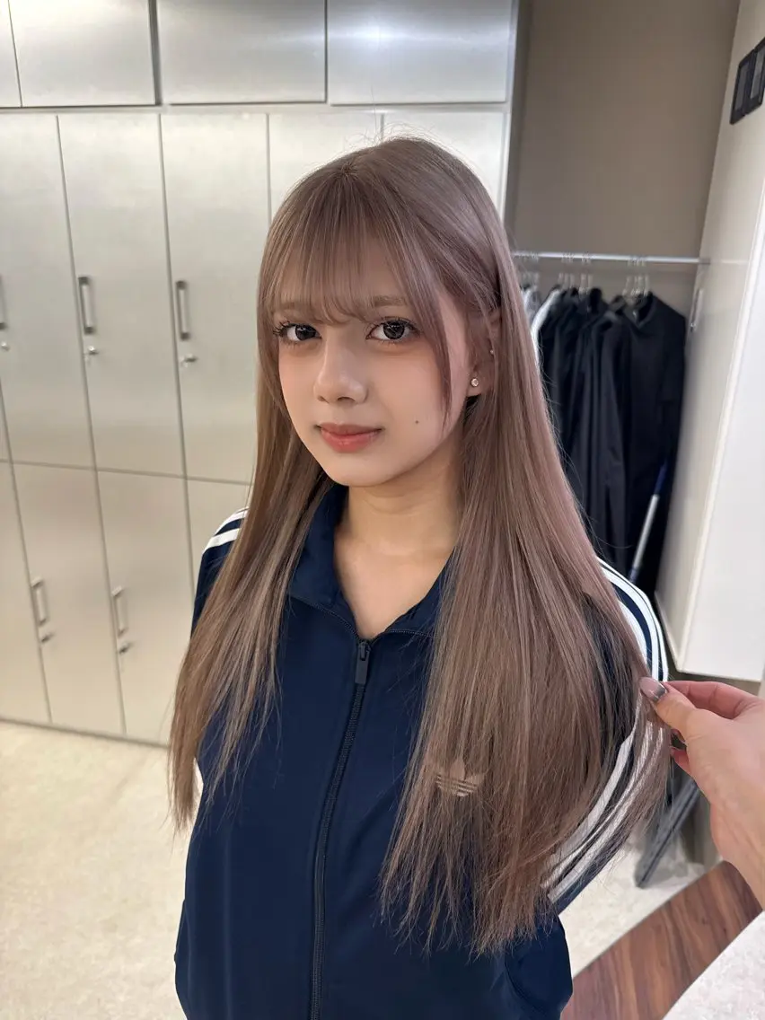 ロング カラー ベージュカラー ブリーチ ミルクティーベージュ ヘアカラー トリートメント 梅田/似合 わせ艶ハイトーン💘のヘアスタイル