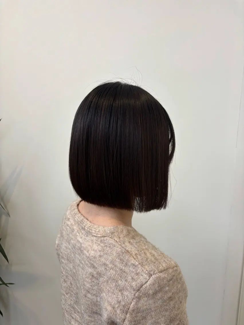 ショート ボブ カット 田中 梨緒のヘアスタイル