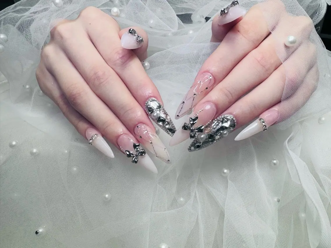 ネイル ハンドネイル EN salon💅 🦋もり💕のネイルデザイン