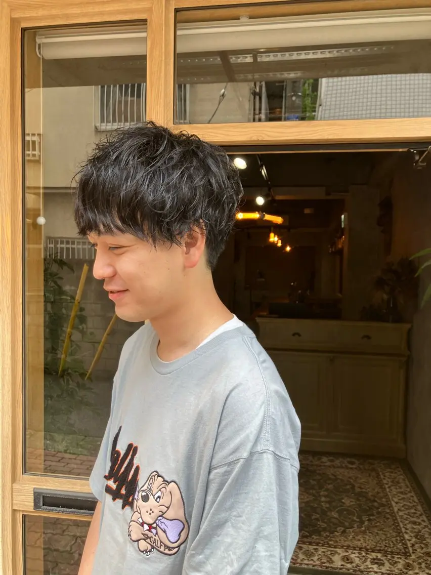 ショート パーマ メンズ マッシュ メンズパーマ 刈り上げ 波巻きパーマ カット パーマ 🟦西荻窪メンズ特化 美容師🟦Yu-Jiのヘアスタイル