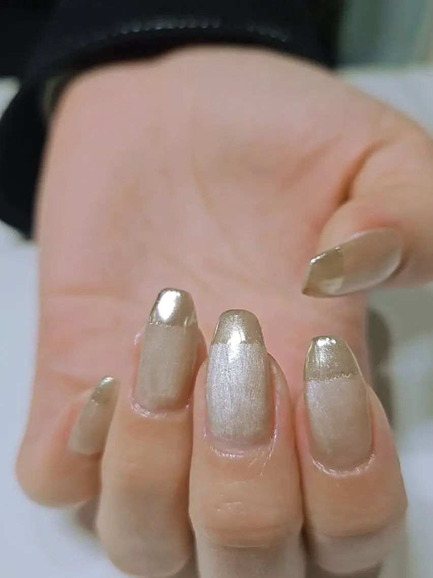ネイル フレンチネイル マグネットネイル ミラーネイル ☆CHERIENA  NAIL☆のネイルデザイン