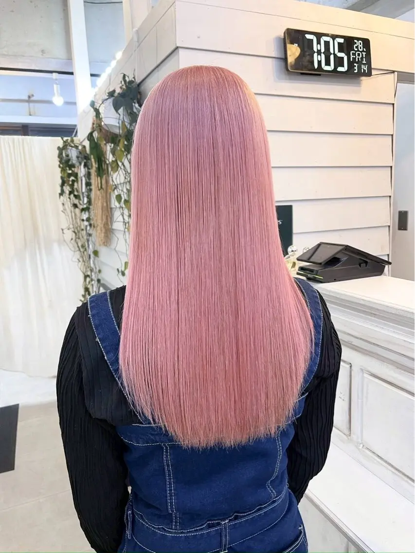 【ミニモ限定クーポン】ケアブリーチWカラー+カット+2STEPトリートメントの写真