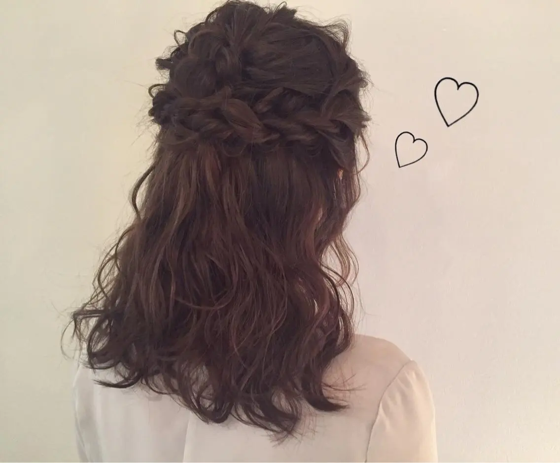 セミロング ヘアアレンジ ハーフアップ 結婚式・ブライダル 市川 千夏のヘアスタイル