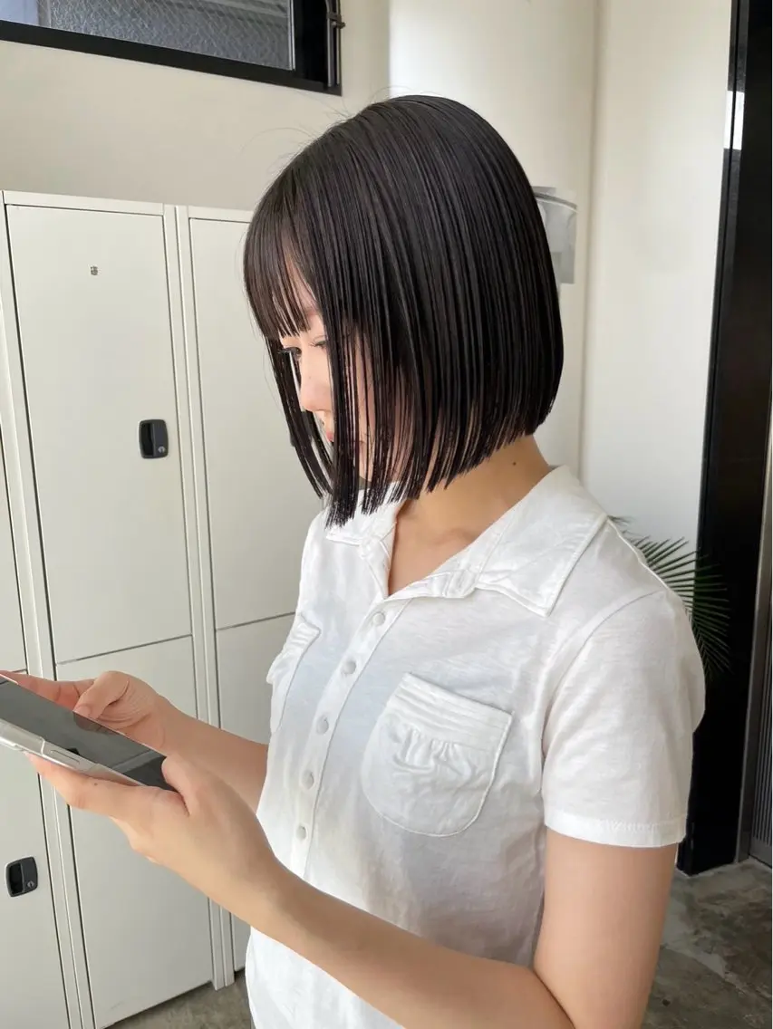 ショート メンズ ボブ 髪質改善 縮毛矯正 𝒀𝒖𝒊𝒏𝒂 梅田/透明感カラーのヘアスタイル