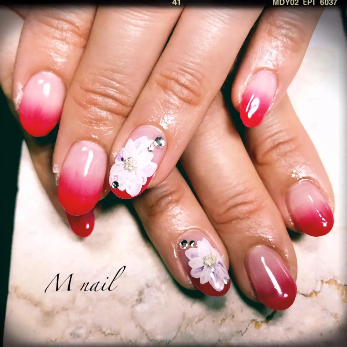 ネイル アートネイル グラデーション M nail 市原市ちはら台のネイルデザイン