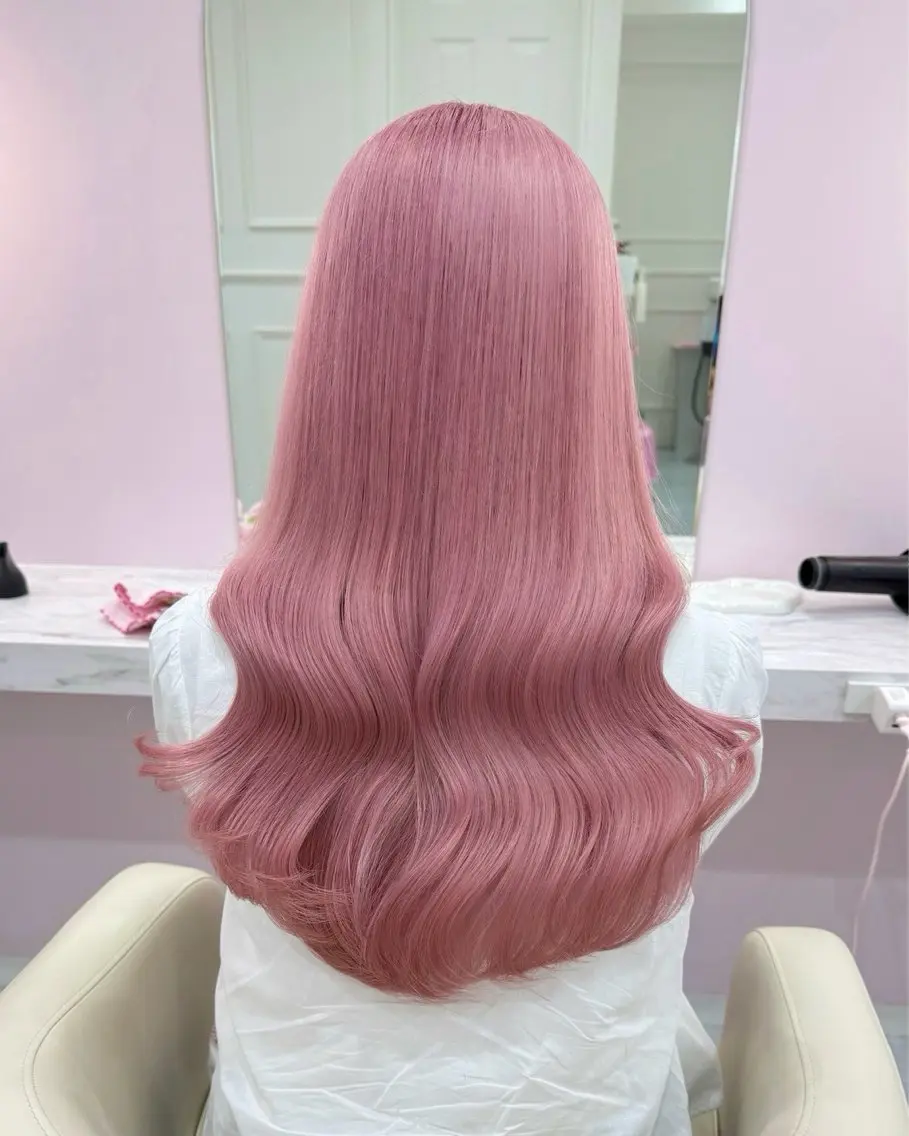 ロング カラー ブリーチ 透明感カラー ハイトーンカラー ラベンダーカラー ラベンダーピンク ヘアカラー ハイトーンカラー💞 くるみ🎀のヘアスタイル