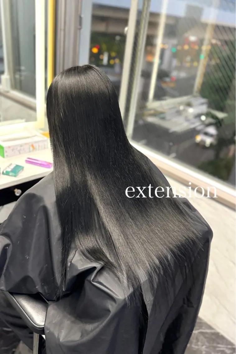 ロング カラー 黒髪 エクステ ヘアカラー エクステ エクステ🩵ブリーチ 韓国ヘア🩵KAEのヘアスタイル