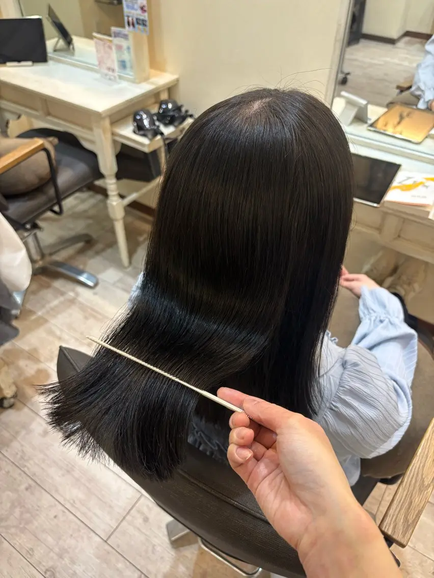 ミディアム カラー カット ヘアカラー トリートメント 艶髪/縮毛矯正/ レイヤー/栄/あやかのヘアスタイル