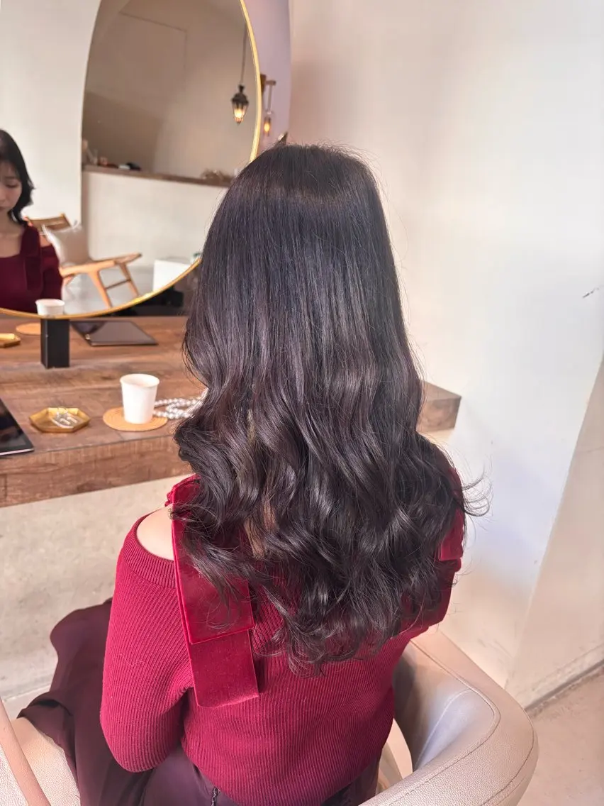 ロング カラー 透明感カラー グレージュ ラベンダーカラー ラベンダーグレージュ ラベンダーグレー NEWI 京橋 【kazuki】のヘアスタイル