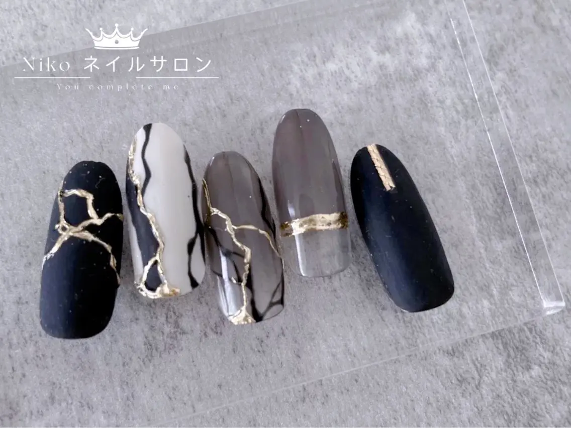 ネイル 長さ出し フットネイル ジェルネイル 韓国ネイル マグネットネイル ハンドネイル Nikoネイルサロン 高田馬場店のネイルデザイン