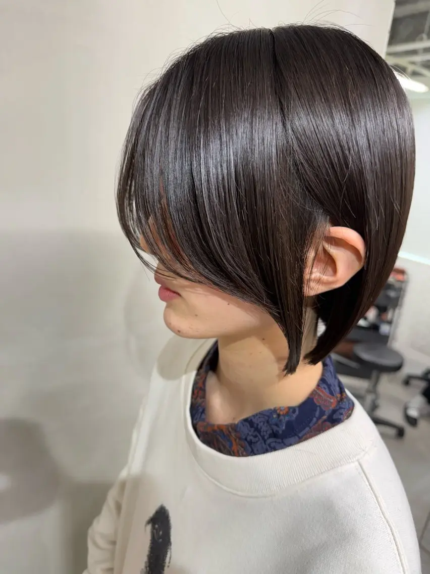 ショート カラー カット ヘアカラー トリートメント Bob &髪質改善 NEMOTOのヘアスタイル