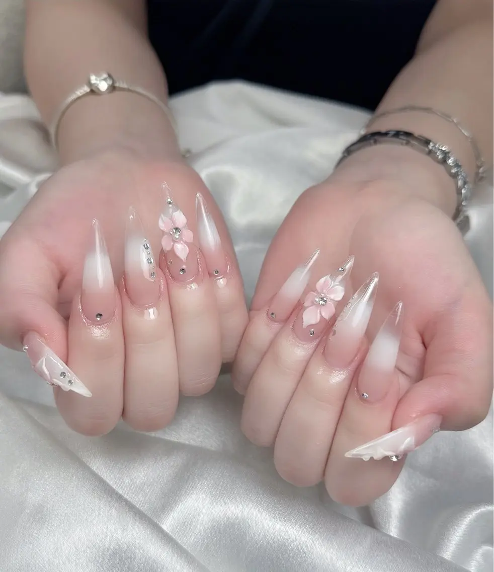 ネイル Hana Nova Nambaのネイルデザイン
