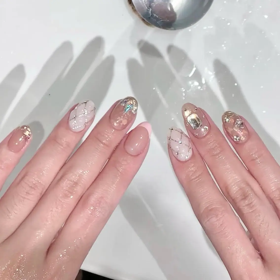 ネイル フットネイル フレンチネイル グラデーション 氷ネイル・うるうるネイル 韓国ネイル Mixx Nail_ Studioのネイルデザイン