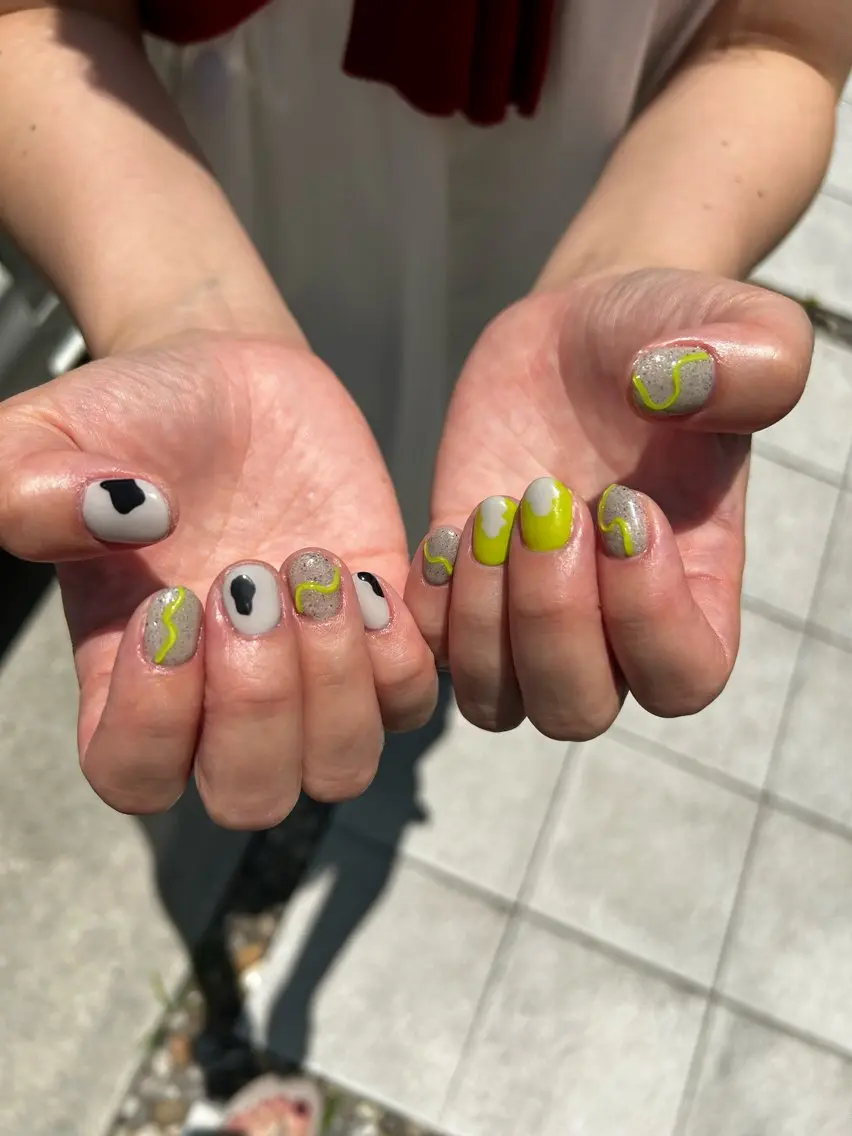 ネイル ハンドネイル フットネイル TESORO nailのネイルデザイン