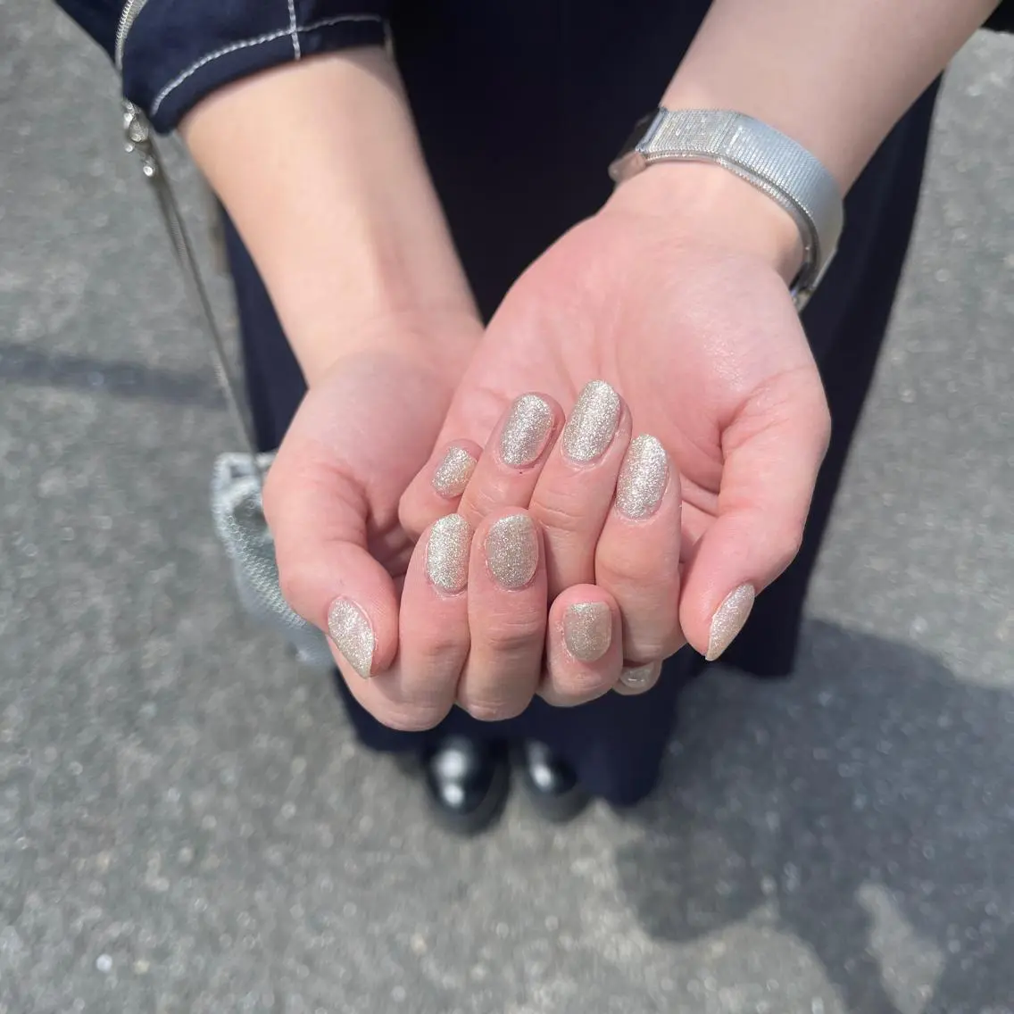 ネイル ラメ(グリッター) ラメグラデーション ワンカラーネイル 𝓇𝒶𝓃𝒶𝓃 𝓃𝒶𝒾𝓁のネイルデザイン